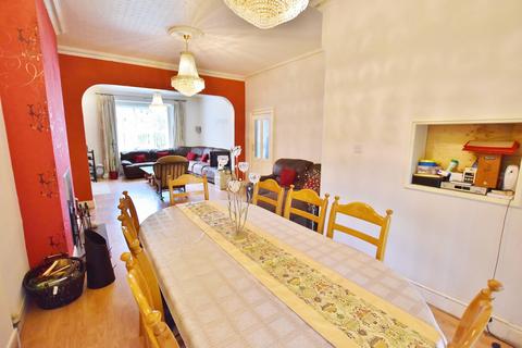 5 bedroom semi-detached house for sale, Belgrave Crescent, Eccles, M30