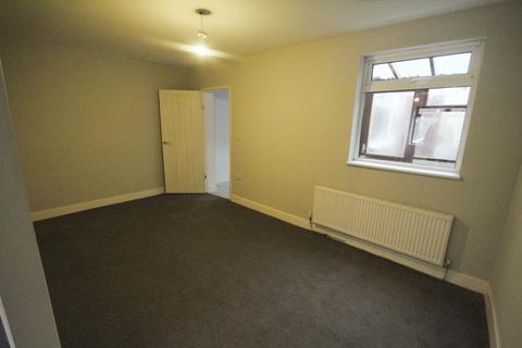 3 bedroom terraced house to rent, Tindale Crescent, Durham DL14