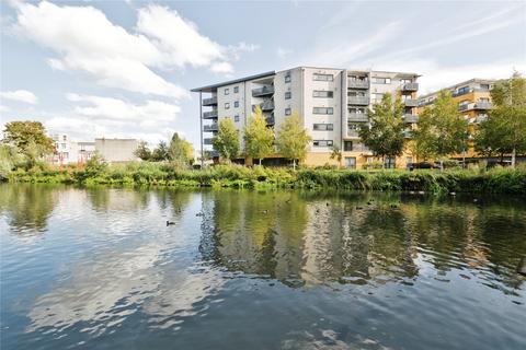 2 bedroom flat for sale, Southmere Drive, London SE2