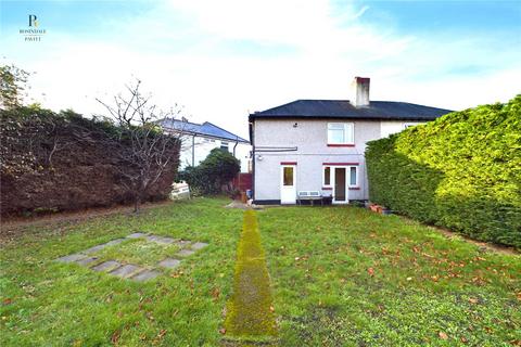 10 Grassway, Wallington, SM6 8DG