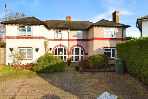 10 Grassway, Wallington, SM6 8DG
