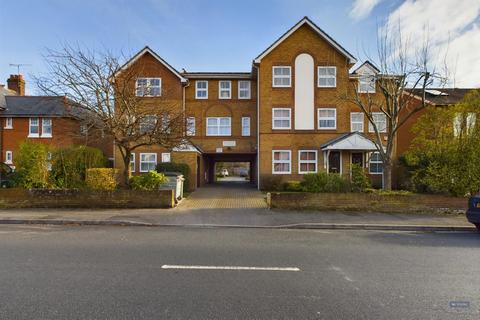 2 bedroom flat to rent, Cobbett Road, Southampton