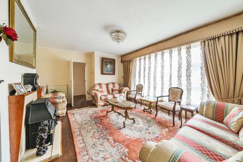 7 Burnet Avenue, Guildford, GU1 1YD