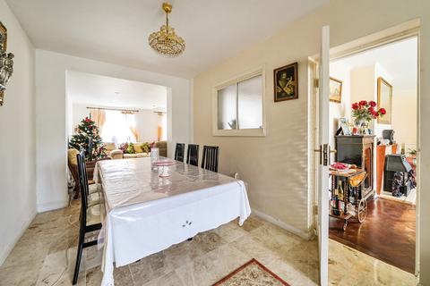 7 Burnet Avenue, Guildford, GU1 1YD