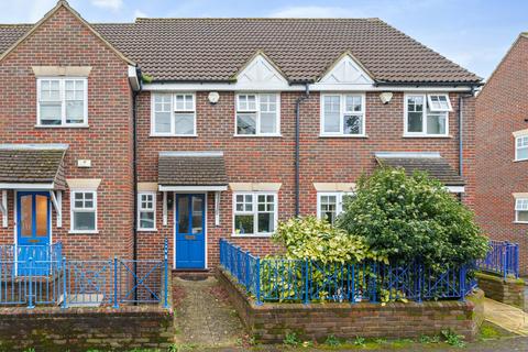 4 bedroom house for sale, Weyside Road, Guildford, Surrey, GU1