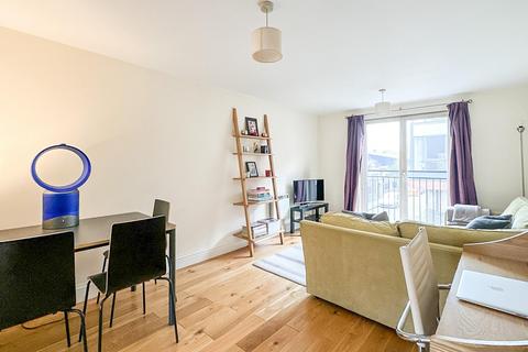 2 bedroom flat for sale, Boot Lane, Squires Court, Bedminster, Bristol