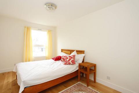 2 bedroom flat to rent, St Johns Wood Road, St John's Wood, London, NW8