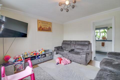 2 bedroom end of terrace house for sale, Butts Road, Sholing