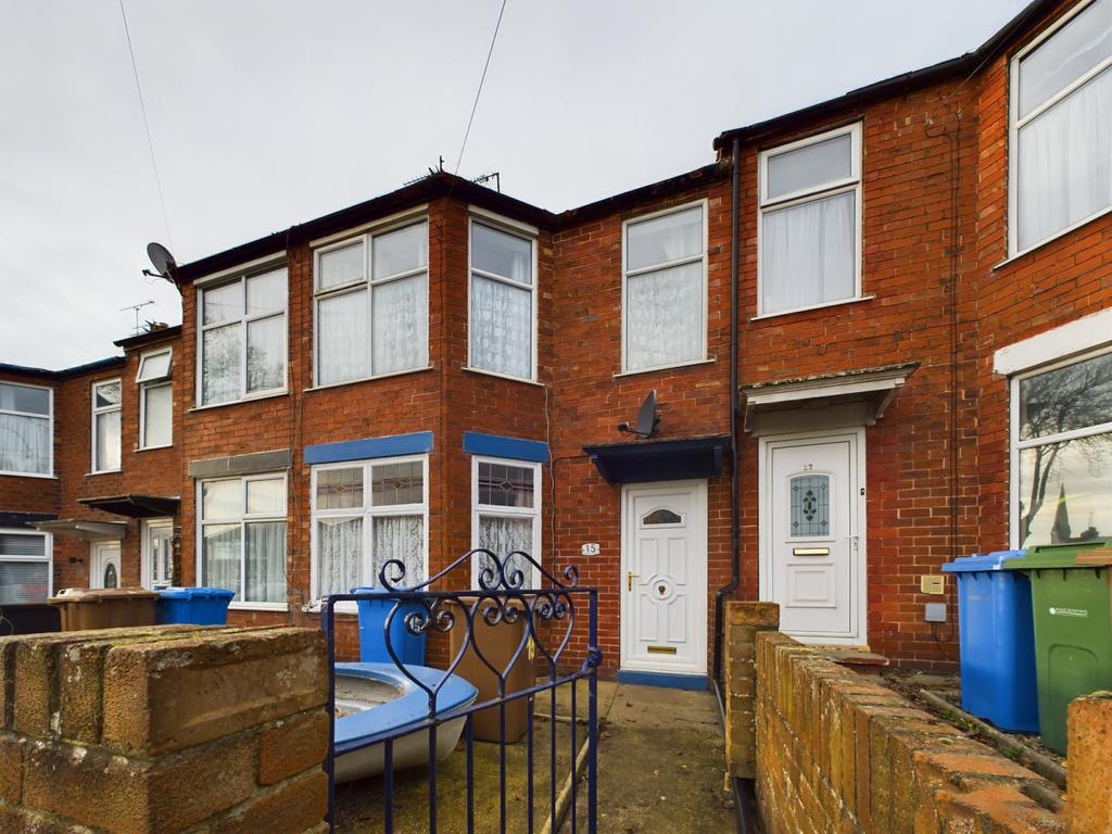 3 Bedroom House   mid terrace for Sale by Auction