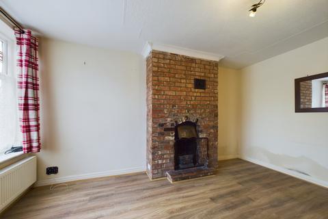 3 bedroom terraced house for sale, 15 Marton Avenue, YO16