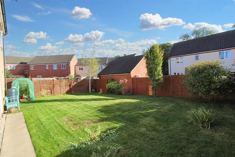 4 bedroom detached house for sale, Peabody Road, Aylsham