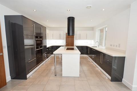 5 bedroom detached house for sale, Wilson Mews, Snaefell Park, Sheringham