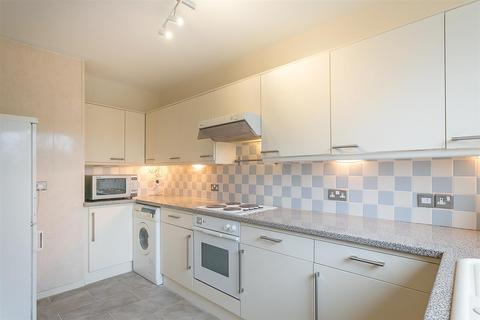 2 bedroom flat to rent, Dulverton Court, Adderstone Crescent, Jesmond