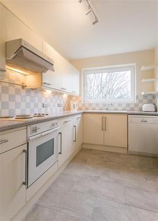 2 bedroom flat to rent, Dulverton Court, Adderstone Crescent, Jesmond