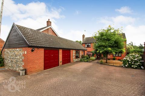 4 bedroom detached house for sale, Yarmouth Road, Broome, Bungay