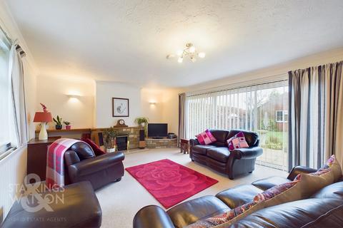 4 bedroom detached bungalow for sale, Carrs Hill Close, Costessey, Norwich