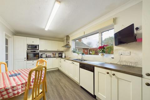 4 bedroom detached bungalow for sale, Carrs Hill Close, Costessey, Norwich