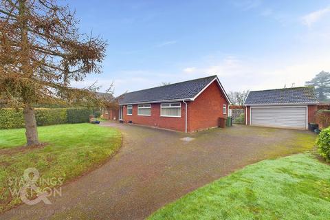 4 bedroom detached bungalow for sale, Carrs Hill Close, Costessey, Norwich