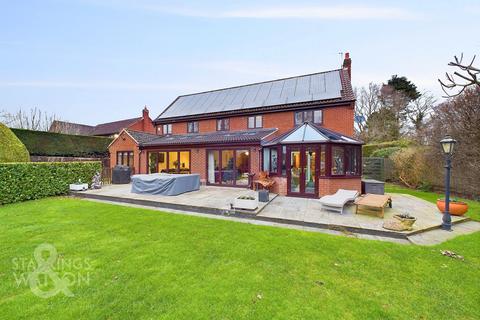 5 bedroom detached house for sale, Boundary Way, Poringland, Norwich