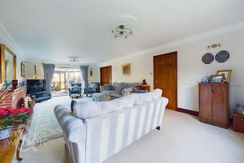 5 bedroom detached house for sale, Boundary Way, Poringland, Norwich