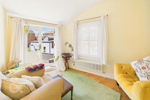 4 bedroom end of terrace house for sale, St. Georges Road, Great Yarmouth