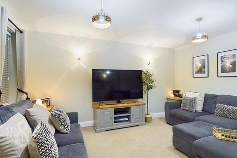 20 Captain Ford Way, Dereham, NR19 1WQ