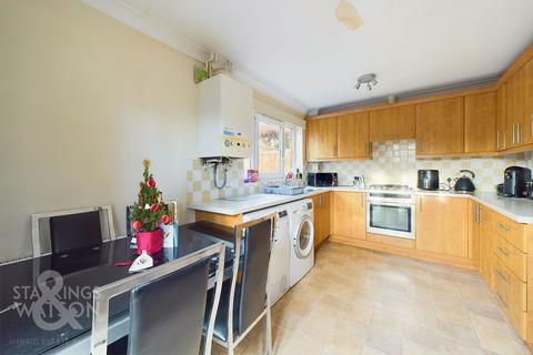 3 bedroom semi-detached house for sale, Cremorne Lane, Norwich