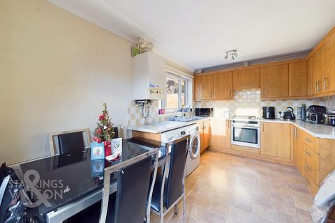 3 bedroom semi-detached house for sale, Cremorne Lane, Norwich