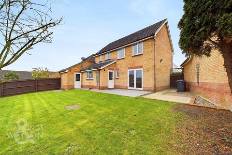 4 bedroom detached house for sale, Alan Avenue, Newton Flotman, Norwich