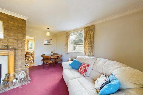 3 bedroom chalet for sale, Hewitts Lane Wymondham