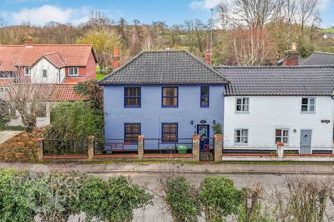 4 bedroom semi-detached house for sale, The Street, Brockdish, Diss