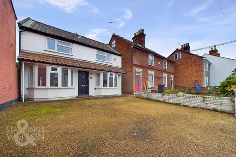 3 bedroom detached house for sale, Lower Olland Street, Bungay