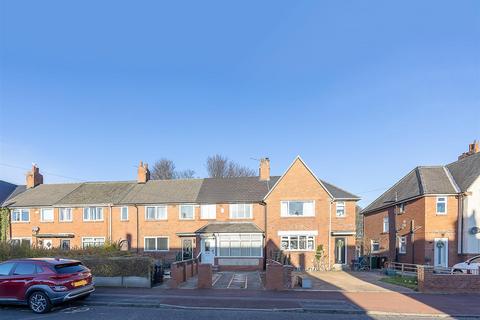 3 bedroom terraced house to rent, Weldon Crescent, High Heaton, Newcastle upon Tyne