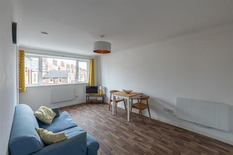 2 bedroom flat to rent, Lonsdale Court, West Jesmond Avenue, Jesmond