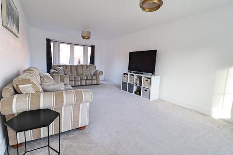 5 bedroom detached house for sale, Goodwin Close, Braintree