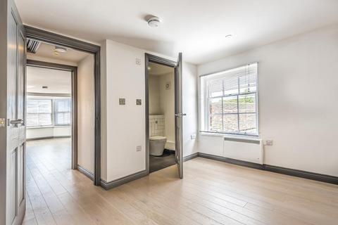 1 bedroom flat for sale, Chesham Town Centre,  Buckinghamshire,  HP5