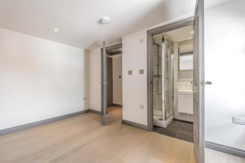 1 bedroom flat for sale, Chesham Town Centre,  Buckinghamshire,  HP5