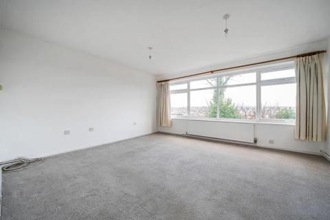 2 bedroom maisonette for sale, Chesham,  Buckinghamshire,  HP5