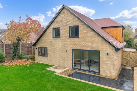 4 bedroom detached house for sale, South End, Royston SG8