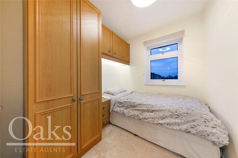 7 Juniper Gardens, London, SW16 5TJ