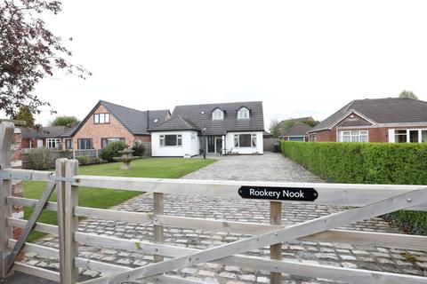 4 bedroom detached house for sale, Chester Road, Winsford CW7