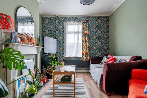 3 Derrick Road, Bristol, BS15 8DS