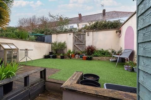 3 Derrick Road, Bristol, BS15 8DS