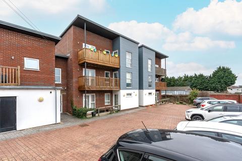 2 bedroom flat for sale, Winwood Court, Bristol BS15