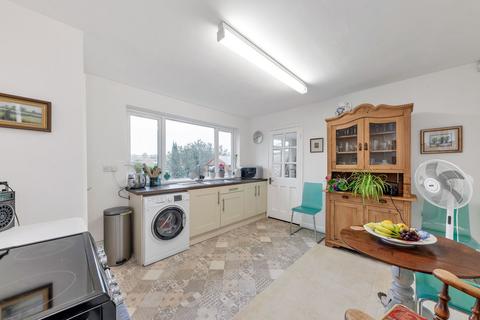 2 bedroom detached bungalow for sale, Chippenham Road, Newmarket CB8