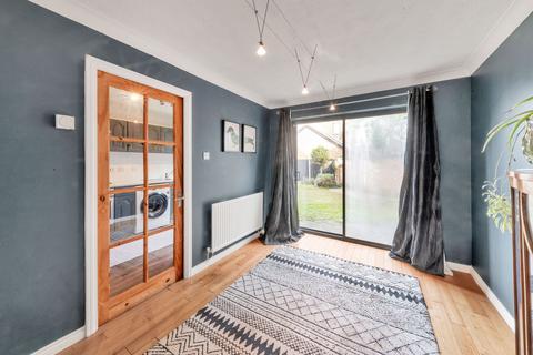 12 Martingale Close, Cambridge, CB4 3TA