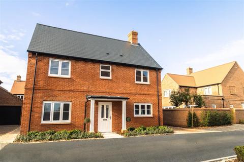 4 bedroom detached house for sale, Stanbridge Road, Haddenham, Buckinghamshire