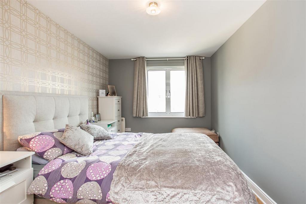 Second Bedroom and En Suite