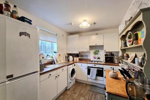 2 bedroom ground floor flat for sale, Ffordd Cadfan, Brackla, Bridgend. CF31 2DP