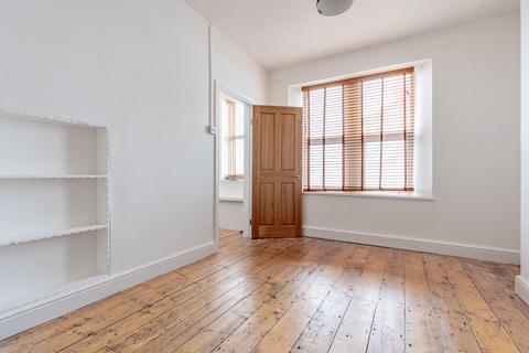 3 bedroom end of terrace house for sale, Bristol BS16